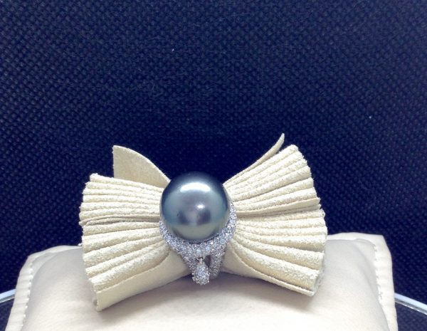 Magnificent 12mm Tahitian Pearl with 1.40 Ct Diamond 18k White Gold Ring on a pillow