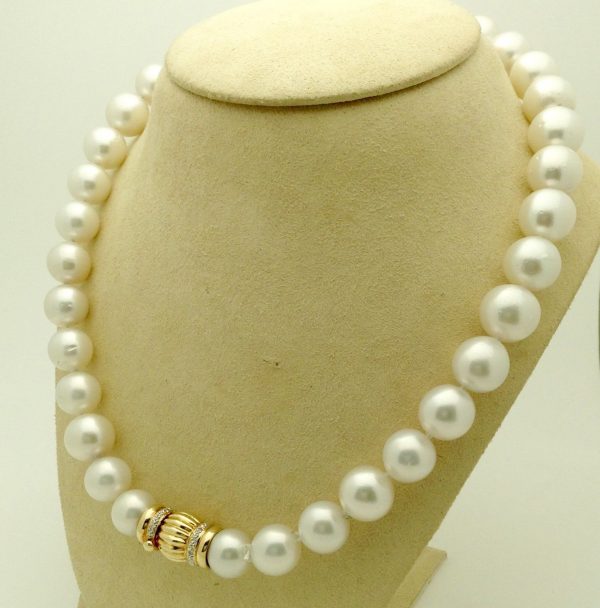 South Sea Cultured Pearls 13mm 18k Yellow Gold Clasp w/ VS Diamonds accents