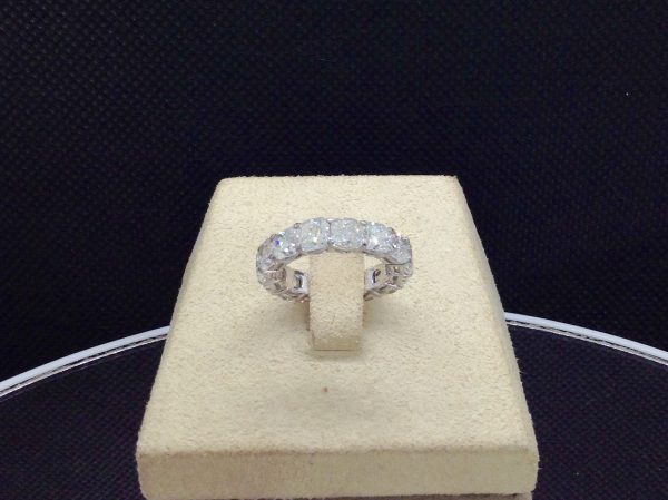 9.10 Ct Diamond Eternity Platinum Ring in a jewelry box