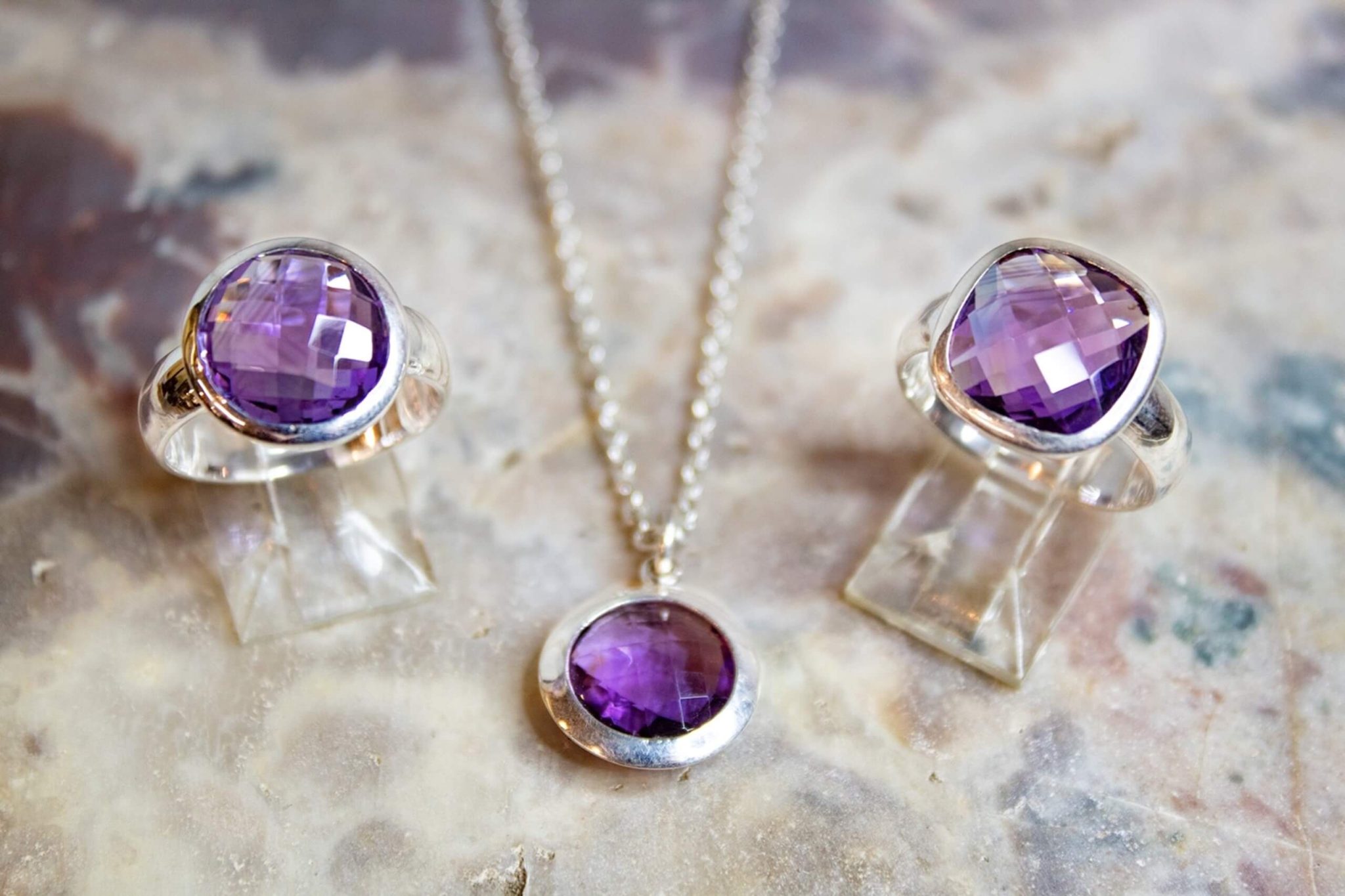 How To Tell If Amethyst Is Real? 5 Methods!